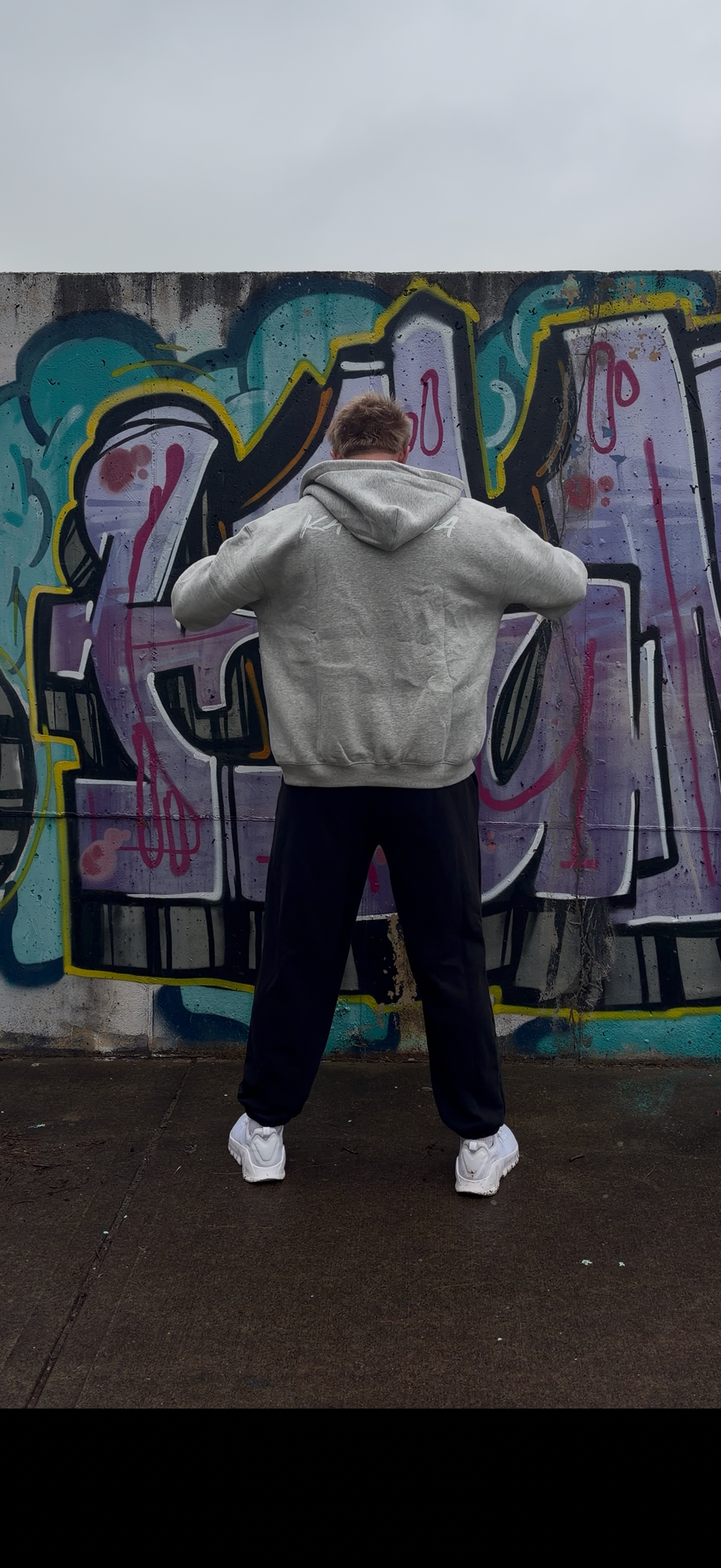 BLACK OG TRACKIES