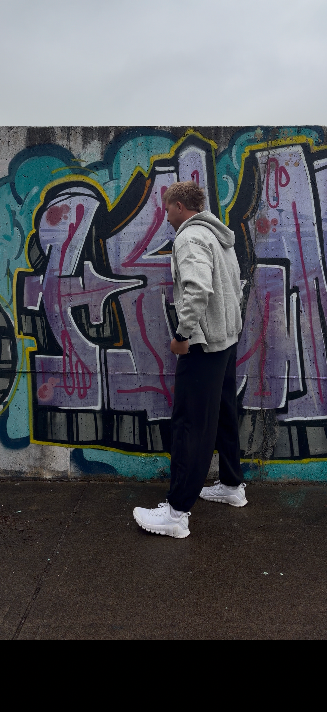BLACK OG TRACKIES